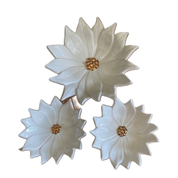 Vintage Atlantic Mold White Poinsettia Dish Tray Bowl Set Gold MCM Kitschy - Picture 1 of 9
